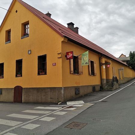 Penzijon Urbanc Bed & Breakfast Lovrenc na Pohorju Exterior foto