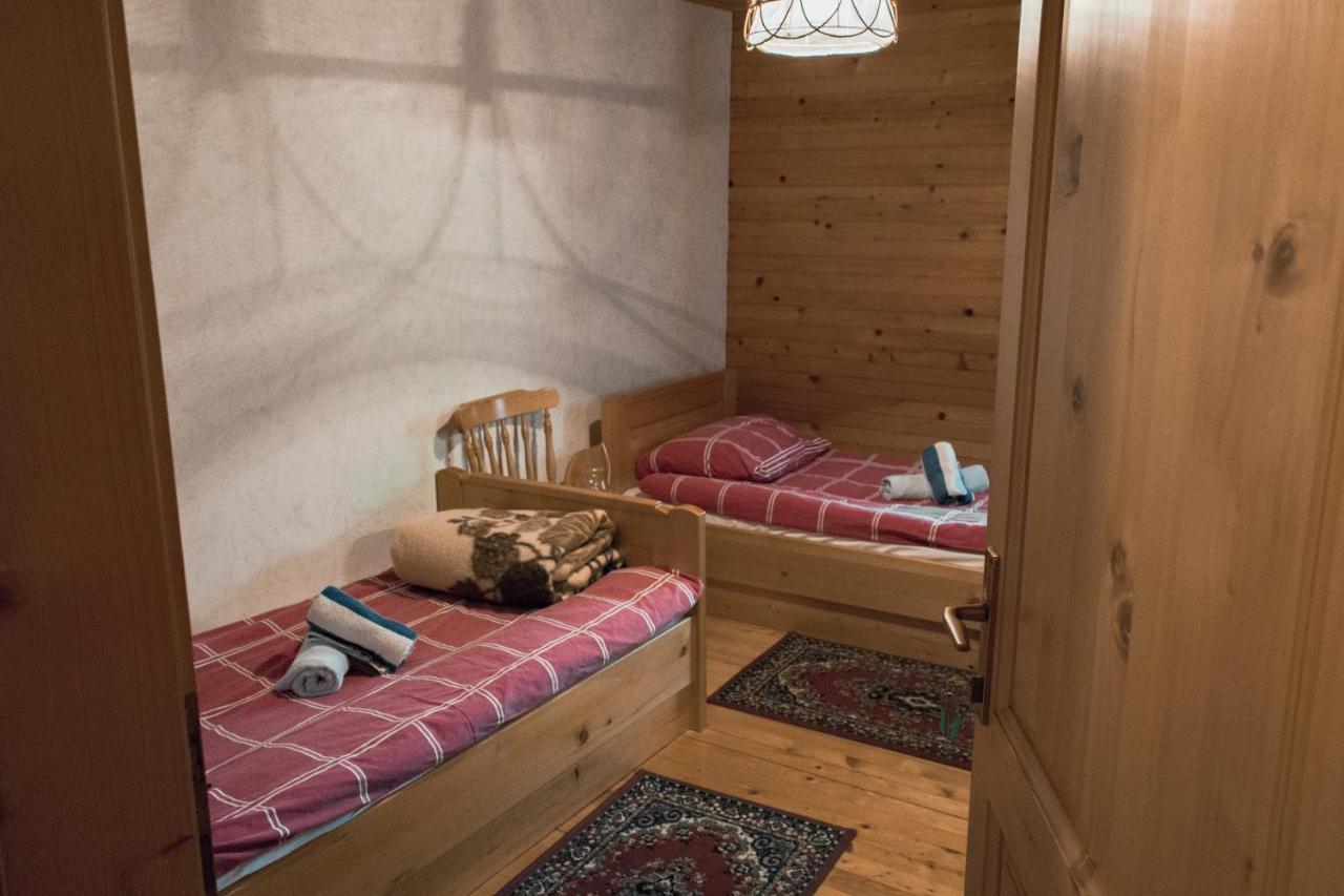 Penzijon Urbanc Bed & Breakfast Lovrenc na Pohorju Exterior foto